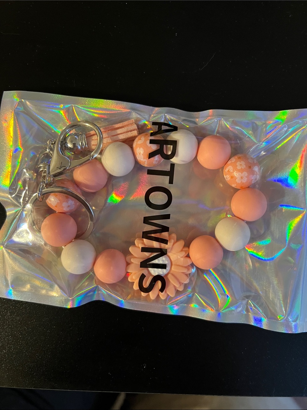 Artowns Pink & White Beaded Keychain Bracelet